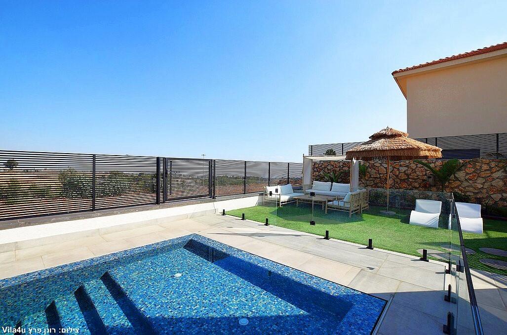 כינר סוויטות יוקרה - סוויטות עם בריכת שחייה