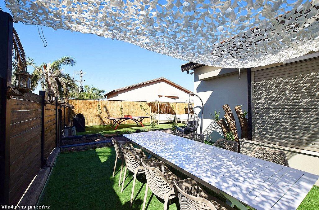 אביטן ריזורט - פינת אוכל חיצונית