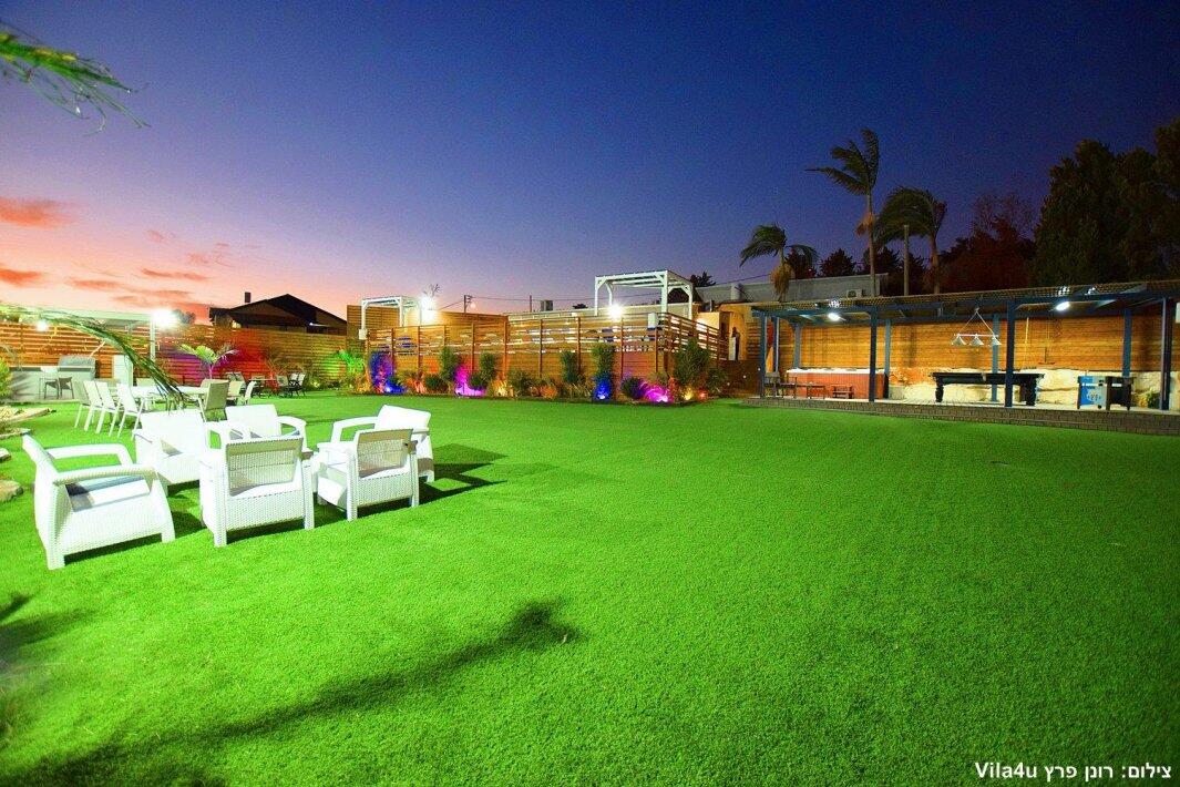 אחוזת הנסיכה וילג - המתחם החיצוני