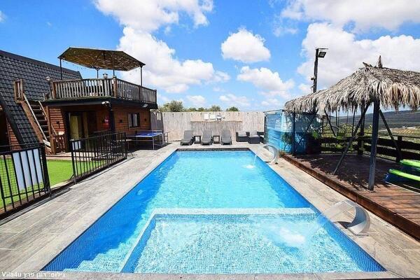 צימר מול השקיעה