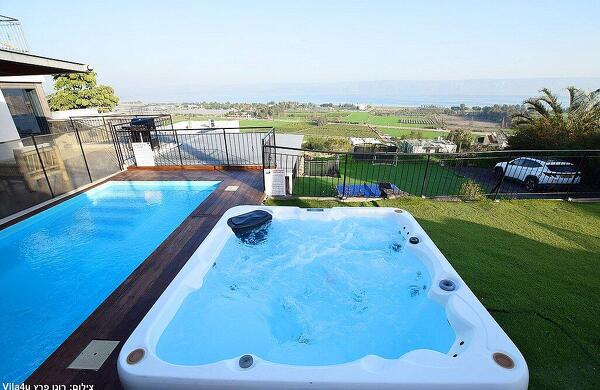 מלרוז על הכנרת